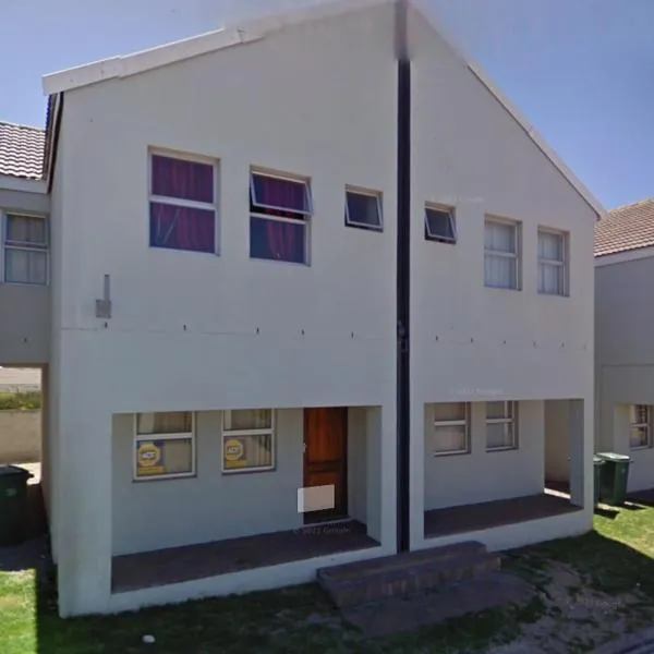 Saldanha BLUEWATER BAY APARTMENT, hotel a Vredenburg