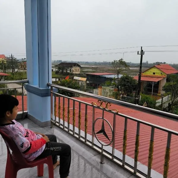 HomeStay Ông Vinh, hotel v destinaci Lệ Thủy