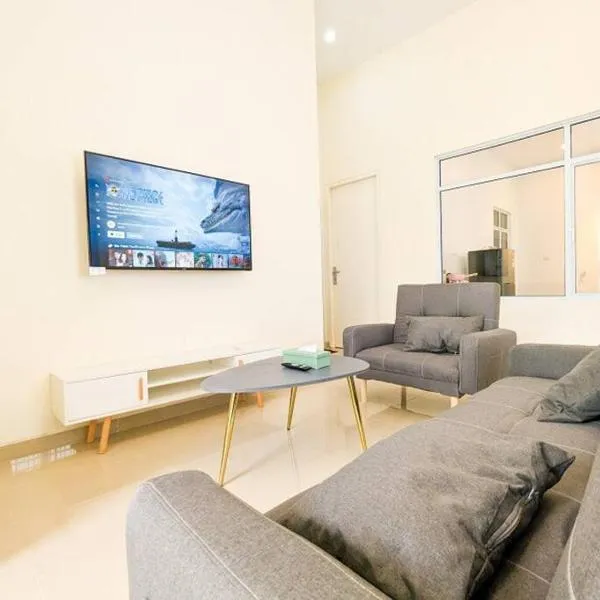 Lovina B2/12A at Ansley Park Spacious+Netflix、バタム・センターのホテル