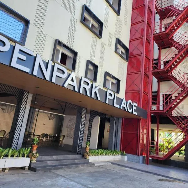 Penpark Place: Taling Chan şehrinde bir otel