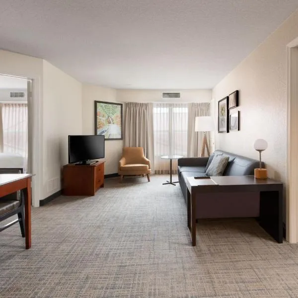 Residence Inn by Marriott Rogers, hotel v destinaci Rogers