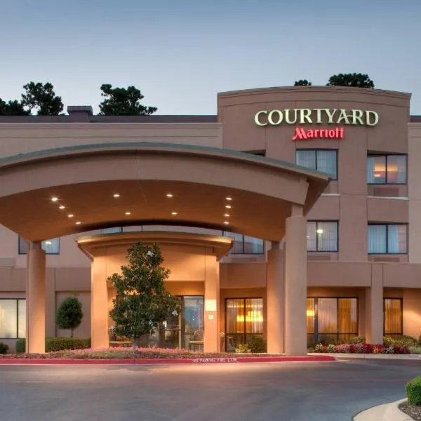 Courtyard Texarkana, hotel v mestu Texarkana (Texas)