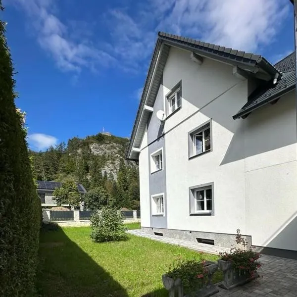 Wörschach에 위치한 호텔 Ferienwohnung Wolkenstein