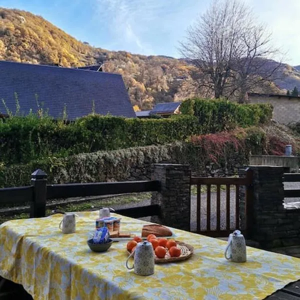 Maison 13 pers à 10mn de Luchon – hotel w mieście Cazaux-Layrisse