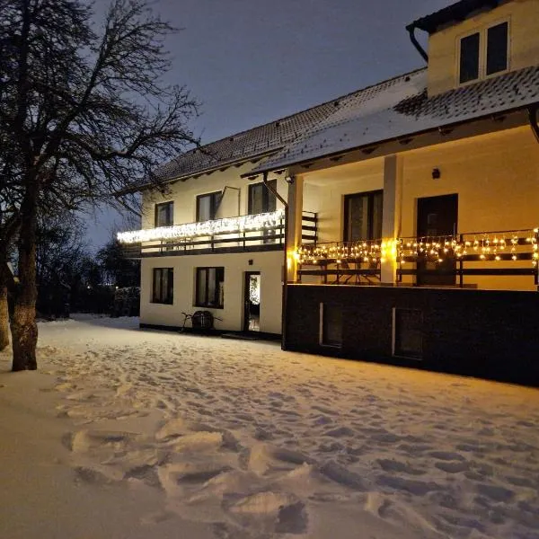 Casa 7 SATE apartament, hotel em Săcele