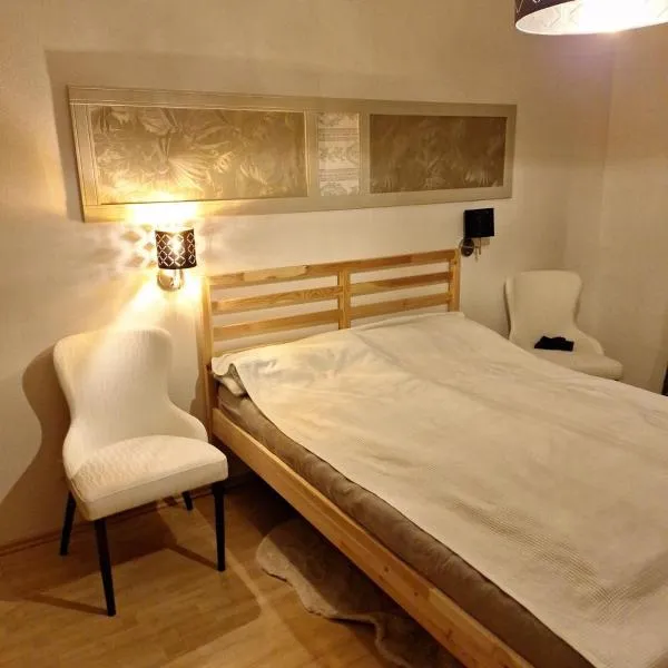 Ferienwohnung, hotell i Erlauf