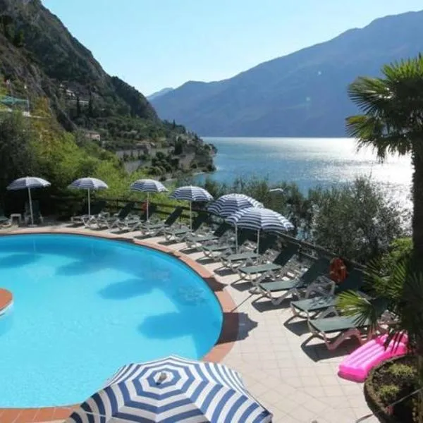 Hotel Augusta Garnì: Limone sul Garda'da bir otel