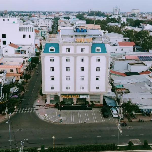 Thuan Phat House Soc Trang, hotel v destinaci Soc Trang