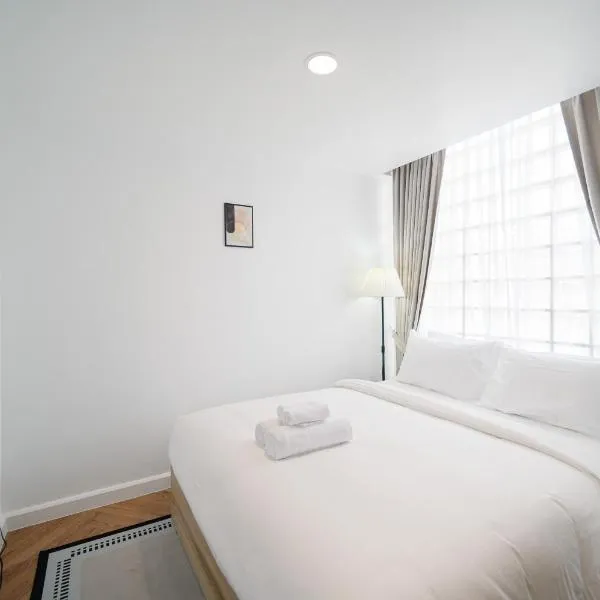 Mitt Haus (Lat Phrao Soi 5), hotel v destinaci Bang Su