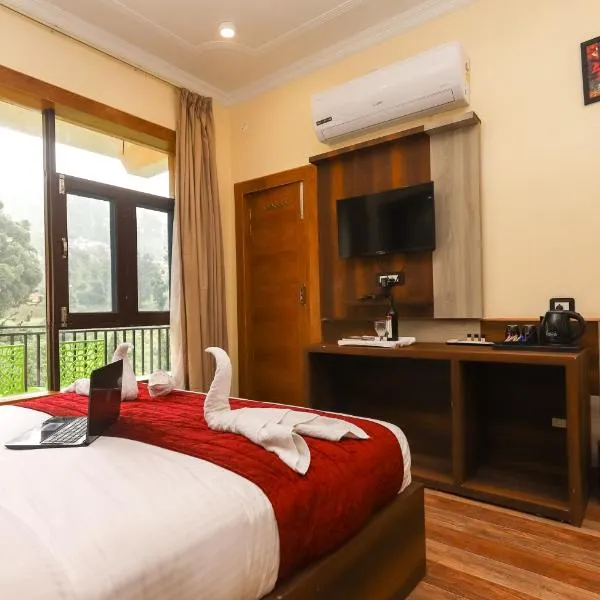 The Nest with open rooftop cafe Mecleodganj, hotel in Dharamshala