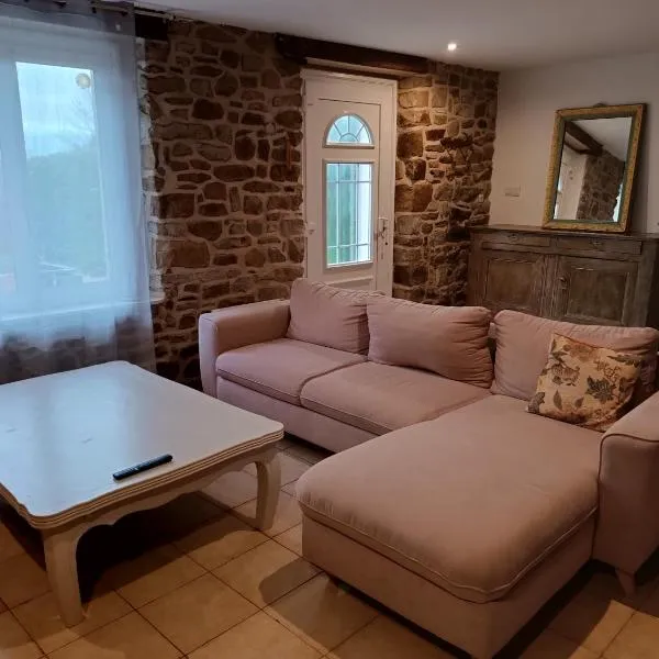 gite Conan, hotel in Plourivo