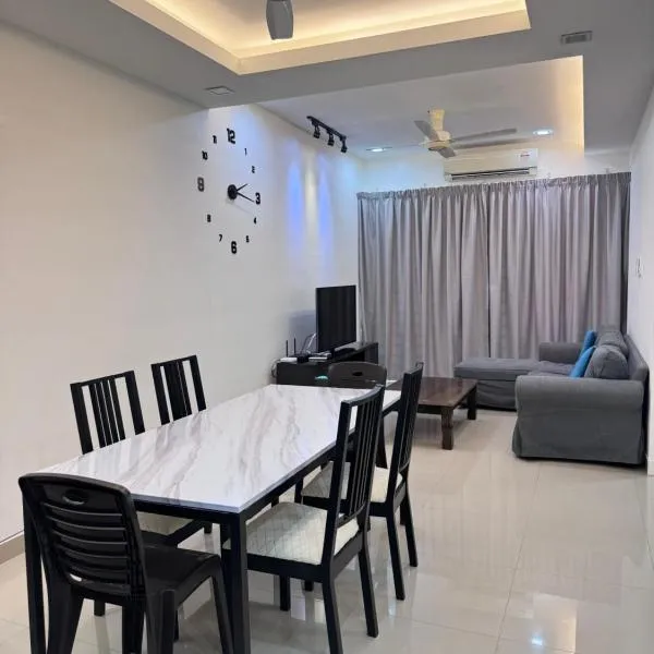 Sandakan IJM condo full-equipped homestay, hotel v destinaci Sandakan
