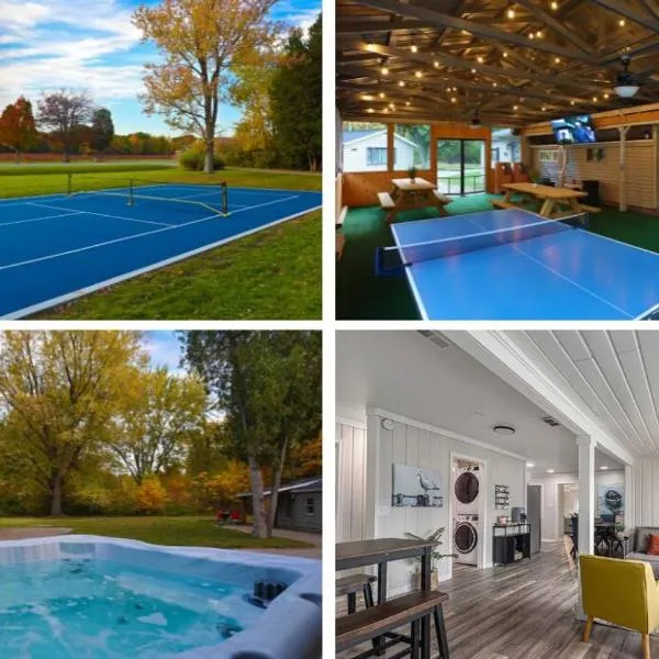 Spacious Pickleball Pines, hotell i South Haven