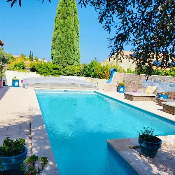 Maison de Celya, hotel v destinaci Saint-Georges-dʼOrques