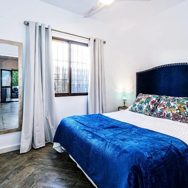 Pandora House, hotel in Málaga