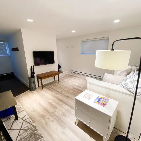 Small Private Studio at Kitsilano Beach, hotel a Vancouver