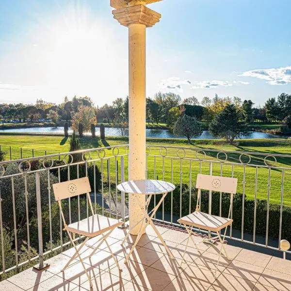 La Blanchère, vue golf, hotel em Vedène