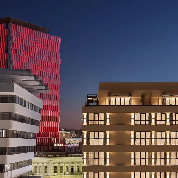 Athenarum Portus Life & Style Hotel, hotel v destinaci Piraeus