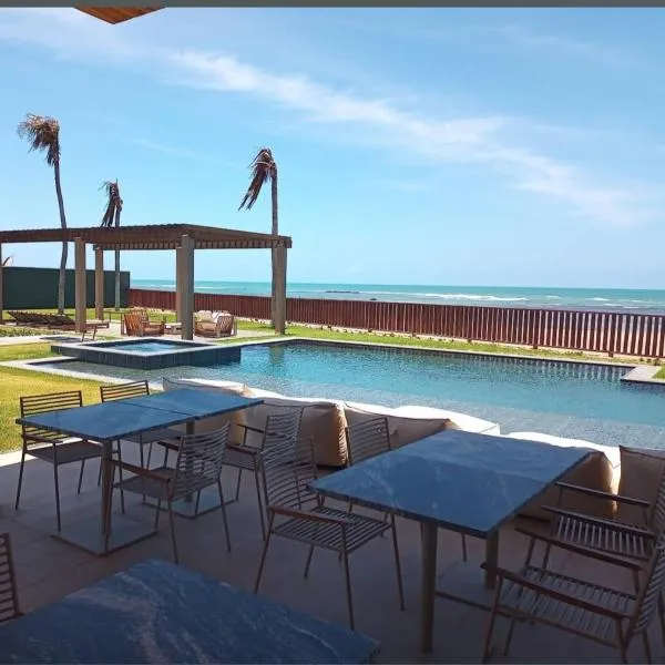 Flecheiras The House - Casa beira mar com piscina privativa em condomínio, hotel a Flecheiras