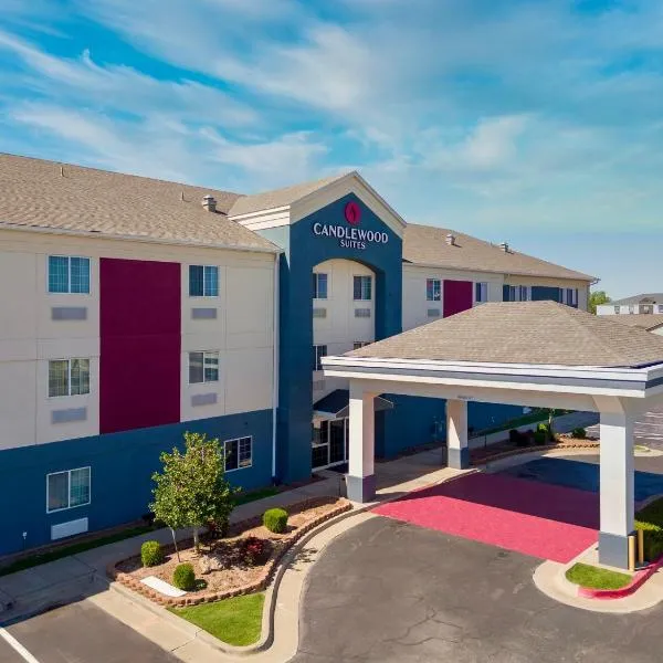 Candlewood Suites Oklahoma City-Moore, an IHG Hotel, hotell i Moore