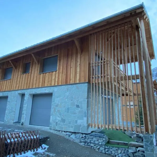 Changalan II, hótel í Vars