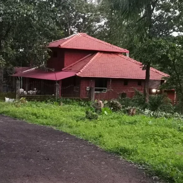 Sarvoday Eco Homestay, Sawantwadi, готель у місті Kudāl