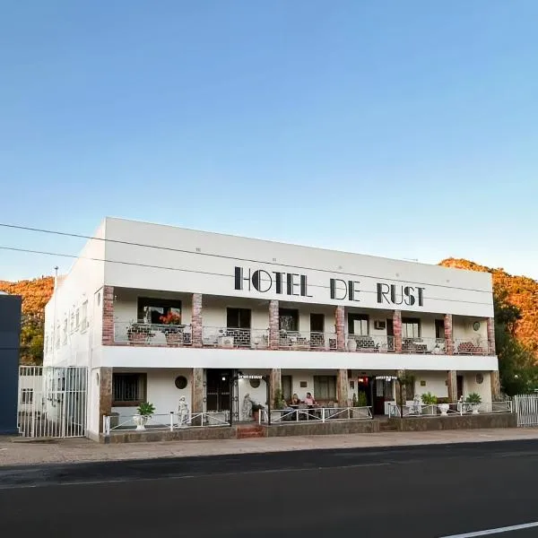 Hotel De Rust, hotel v destinaci De Rust