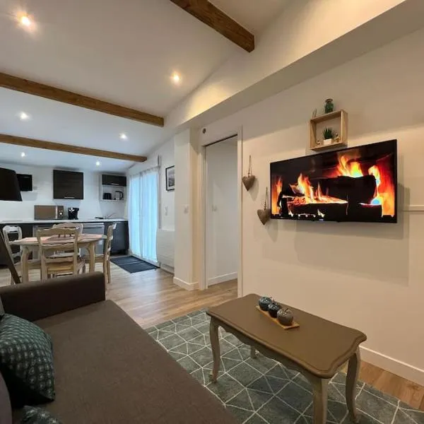 La Moretaine - 300’m gare, hotel v destinácii Moret-sur-Loing