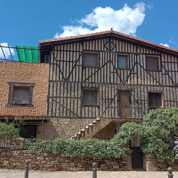 Casa La Tía Bruja - B, hotell i La Alberca