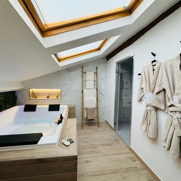 Love & Spa Fréjus, hotel em Fréjus