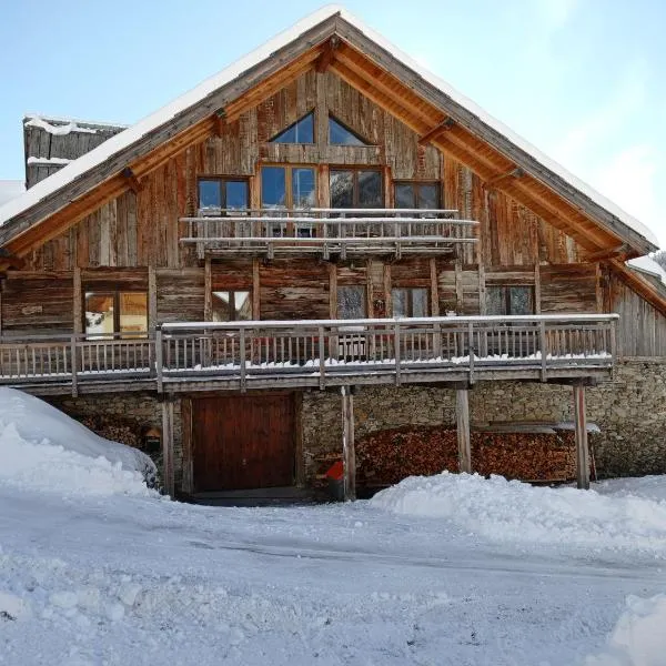 Appartement chalet Souliers - Queyras, hotel in Arvieux