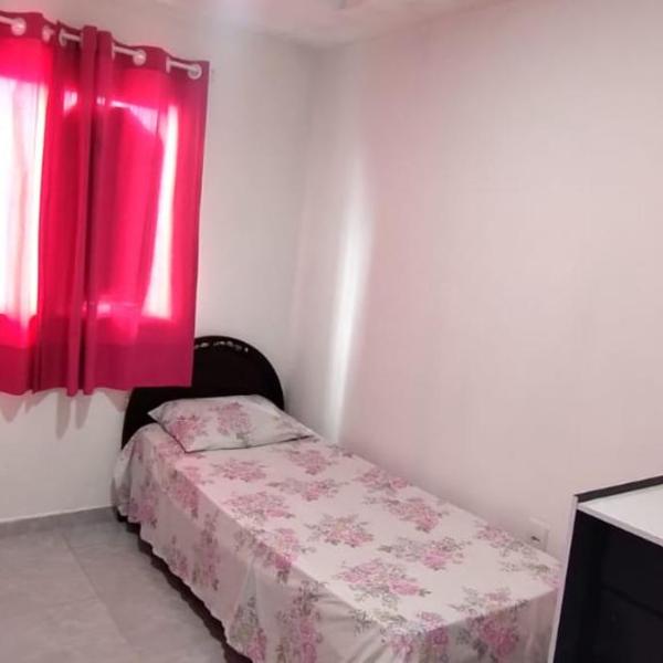 QUARTO COM BANHEIRO PARA ALUGAR POR DIÁRIA - Foto 3