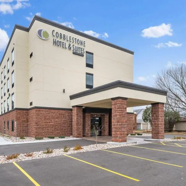 Cobblestone Hotel & Suites - Mosinee, hotel v mestu Mosinee