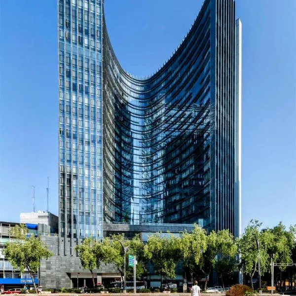 AMAZING REFORMA APARTMENT, 2 brms 2 bath, AWESOME, hotell i Mexico by