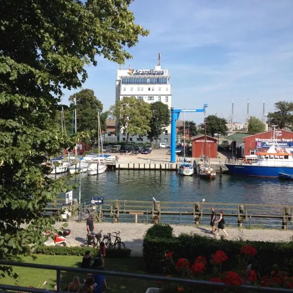 Doppelzimmer Rondell, direkt am Alten Strom, hotel a Warnemünde