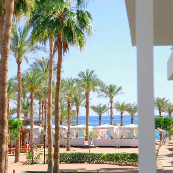 Seti Sharm Palm Beach Resort Families and couples only: Şarm El-Şeyh'te bir otel