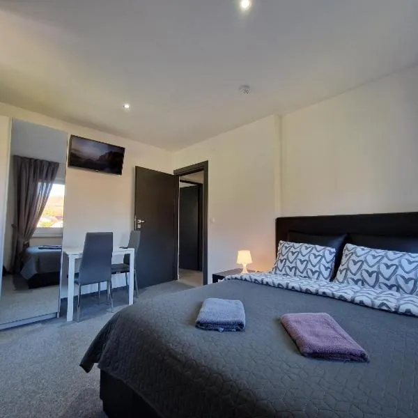 Komfortowy apartament dwupokojowy- Willa Lawenda, hotel a Rytro