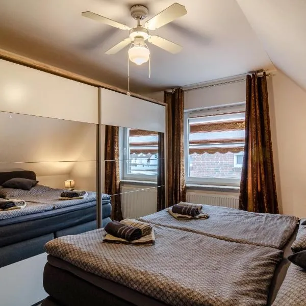Haus mit Garten und Kamin, hotel v destinaci Wilhelmshaven