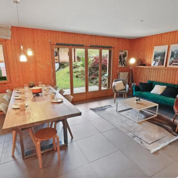 Logement spacieux au coeur du Val d'Illiez, hotel di Val dʼIlliez