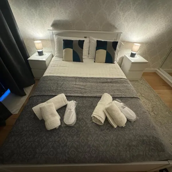 Sela House - Luton Airport, hotel in Luton
