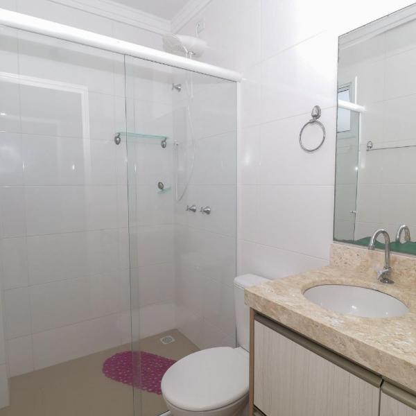 377 - Res. Seychelles - Belissimo apartamento na praia de Bombas - Foto 3