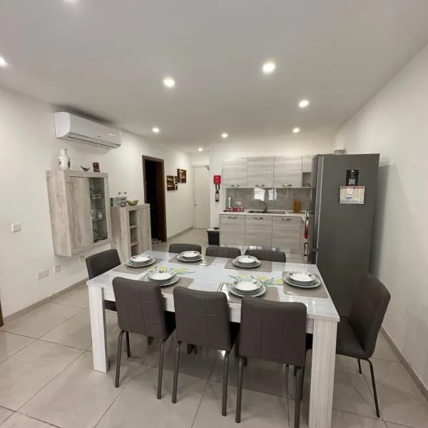 Orchidea Appartment, hôtel à Għajnsielem