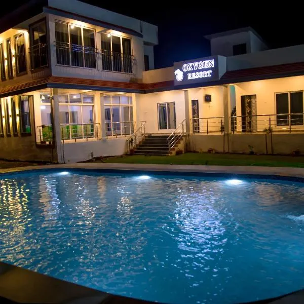 Oxygen Resort, Akshi, hotel in Alibag