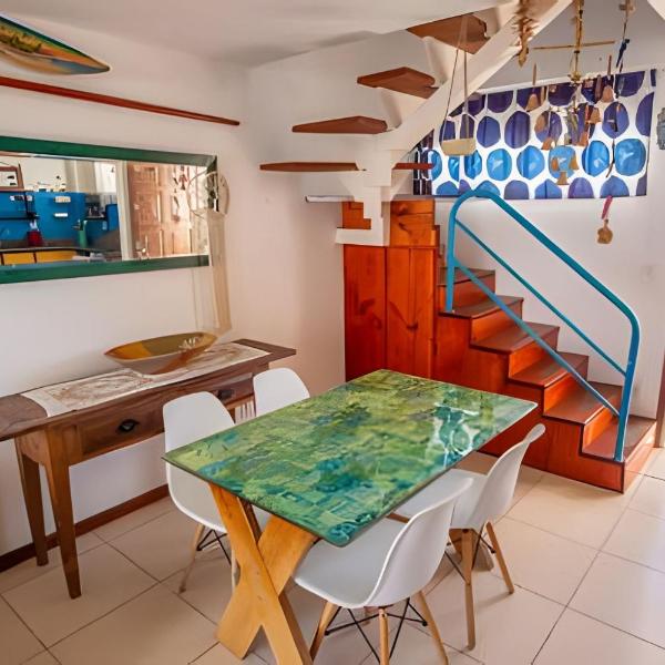 Duplex praiano com vista incrível da Praia Grande
