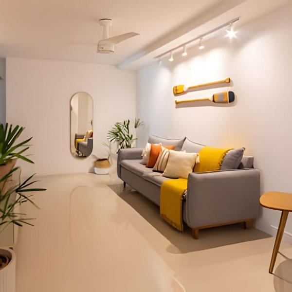 306 Acolhedor apê com vista ao mar, piscina e sauna.