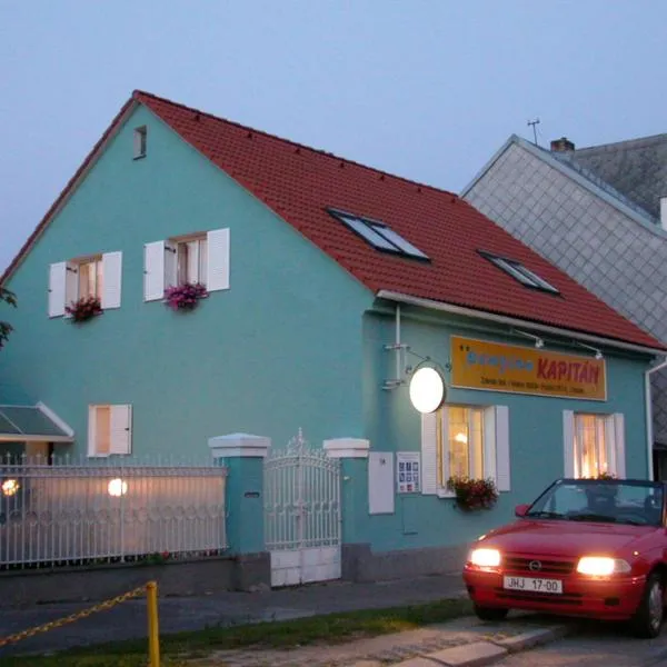 Penzion Kapitan, hotel in Jindrichuv Hradec