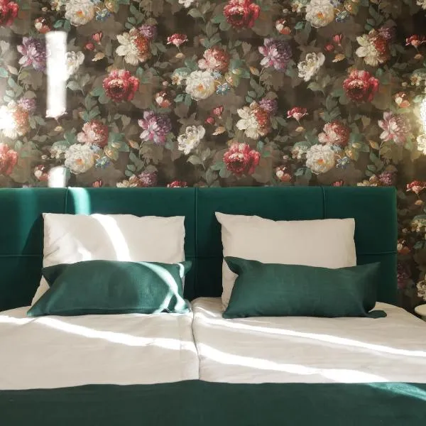 Casa Rosa Apartmanok, hotel v mestu Eger