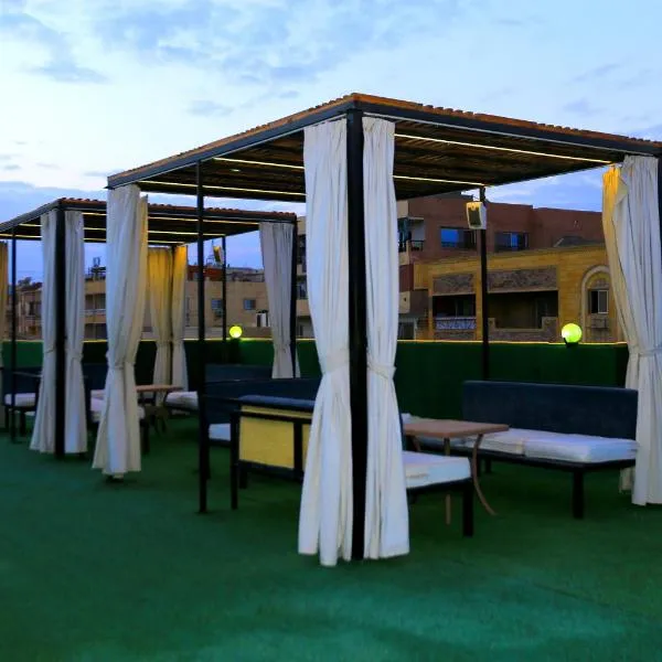 Best view pyramids inn hotel, hotel v destinaci Giza