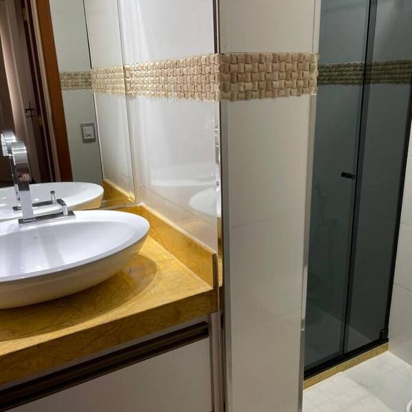 Apartamento de luxo 3 quartos na Praia do Morro com vista lateral para o mar - Foto 3
