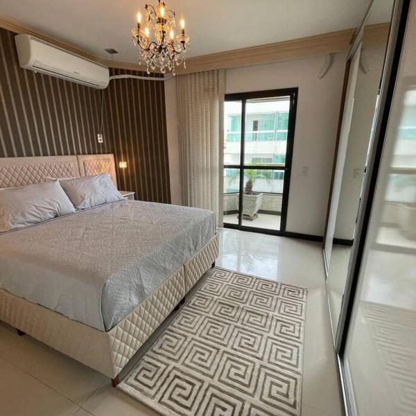 Apartamento de luxo 3 quartos na Praia do Morro com vista lateral para o mar - Foto 2